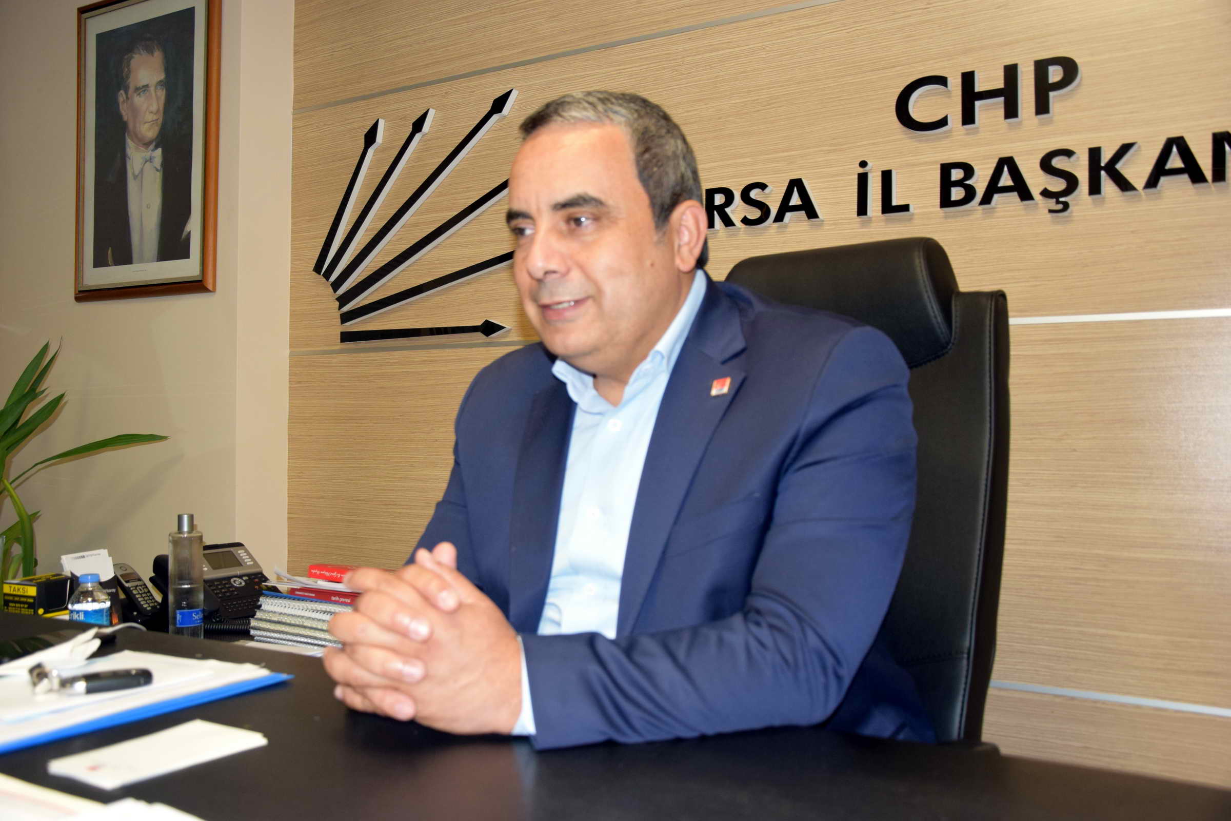 CHP İl BAŞKANI İSMET KARACA’dan, İl MİLLİ EĞİTİM MÜDÜRÜ DÜLGER’E ’e ÇAĞRI   “BRİFİNGİ AKP’Lİ VEKİLLERE DEĞİL, BURSALILARA VERİN”