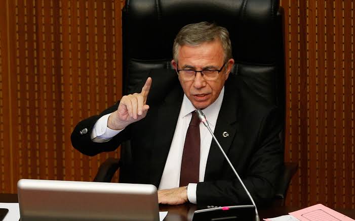 Valilik toplanan bağışa el koydu