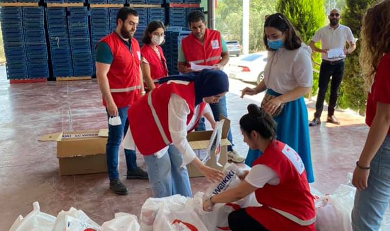 Millet Kızılaya Kurban bağışladı Kızılay ise AKP ‘ye bağış yaptı