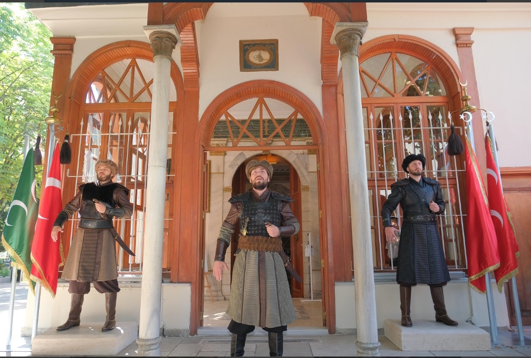 Osman Gazi Türbesi’nde ‘Sancak Nöbeti’ dönemi