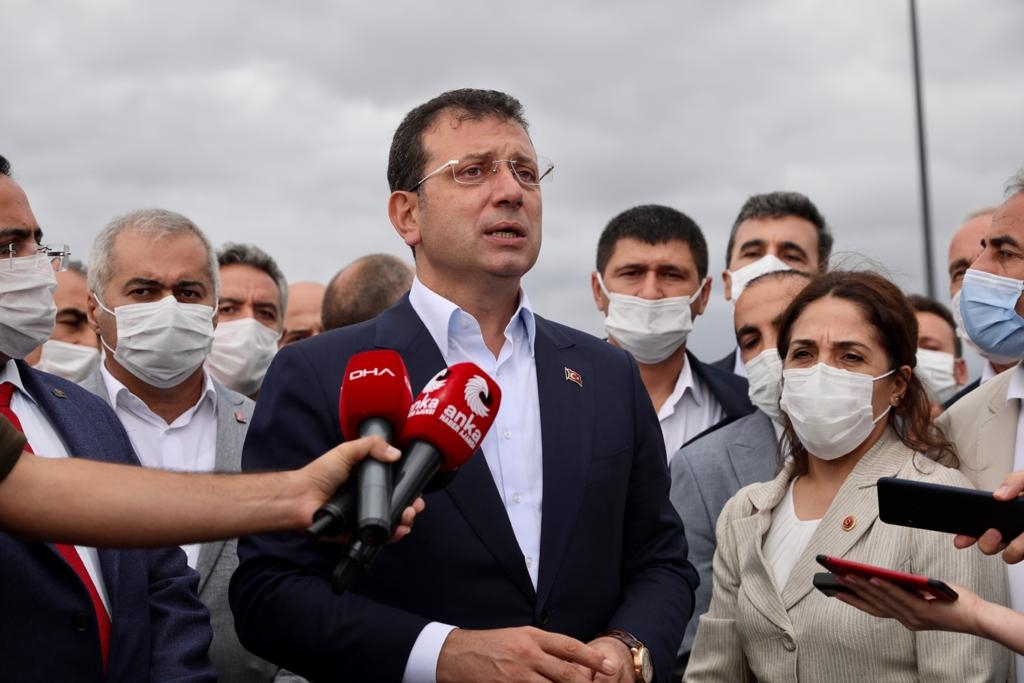 İBB BAŞKANI İMAMOĞLU: YER SOFRASINA OTURUP, KATMER YEDİ