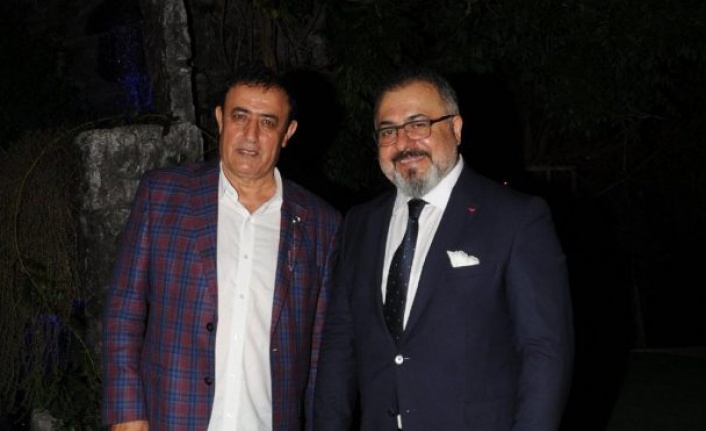 Mahmut Tuncer yakın arkadaşı Abdurrahman Delenin oğlunun nikah şahidi oldu
