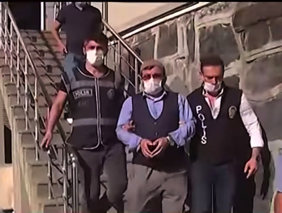 Mide bulandırıcı görüntüler Bu şarlatanların kökünü kurutsak keşke!