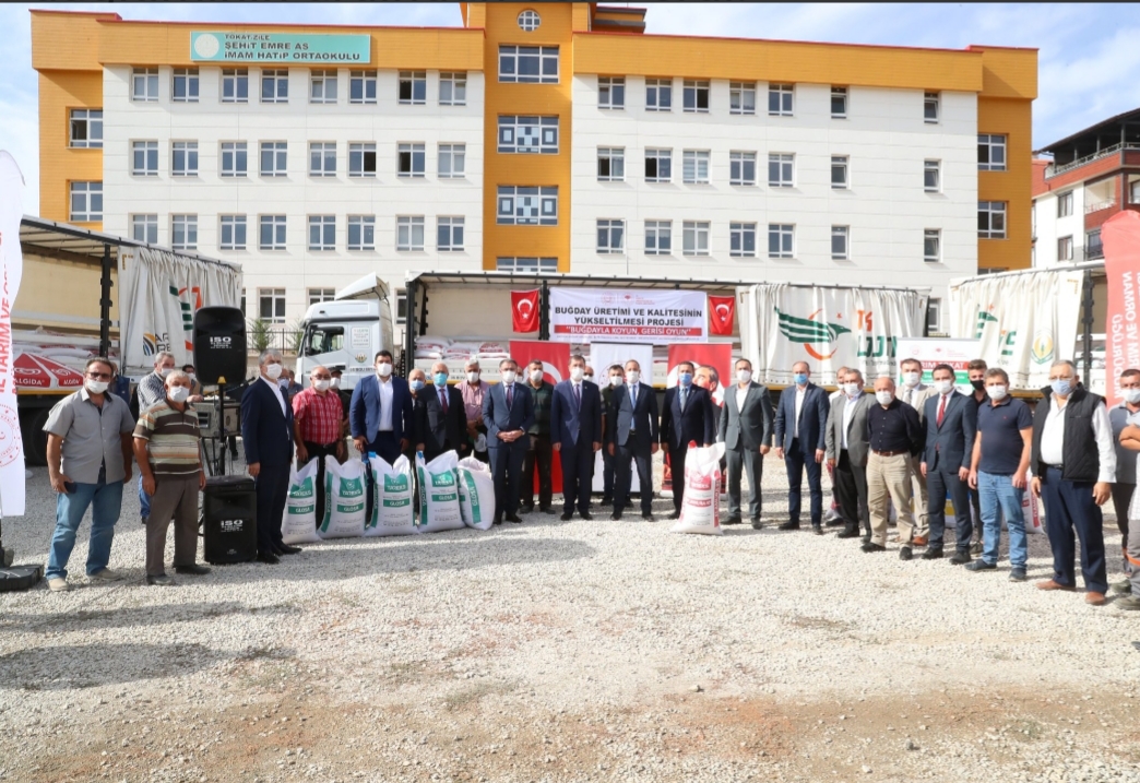 Bin 250 Ton Sertifikalı Buğday Törenle Çiftçilere Dağıtıldı