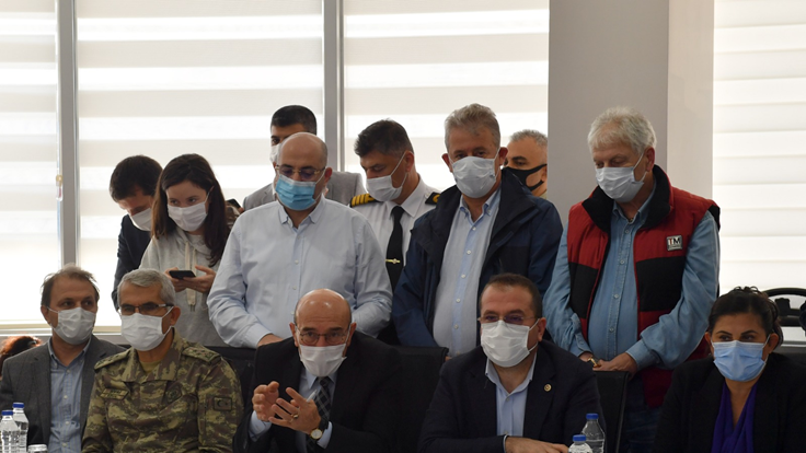 Başkan Soyer, “İzmirliler müsterih olsunlar. Onların yanındayız.