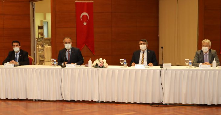 Başkanlardan deprem zirvesi