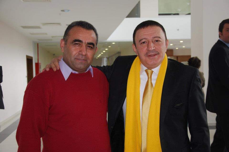 Sanatçı Musatafa Topaloğlu kimdir?