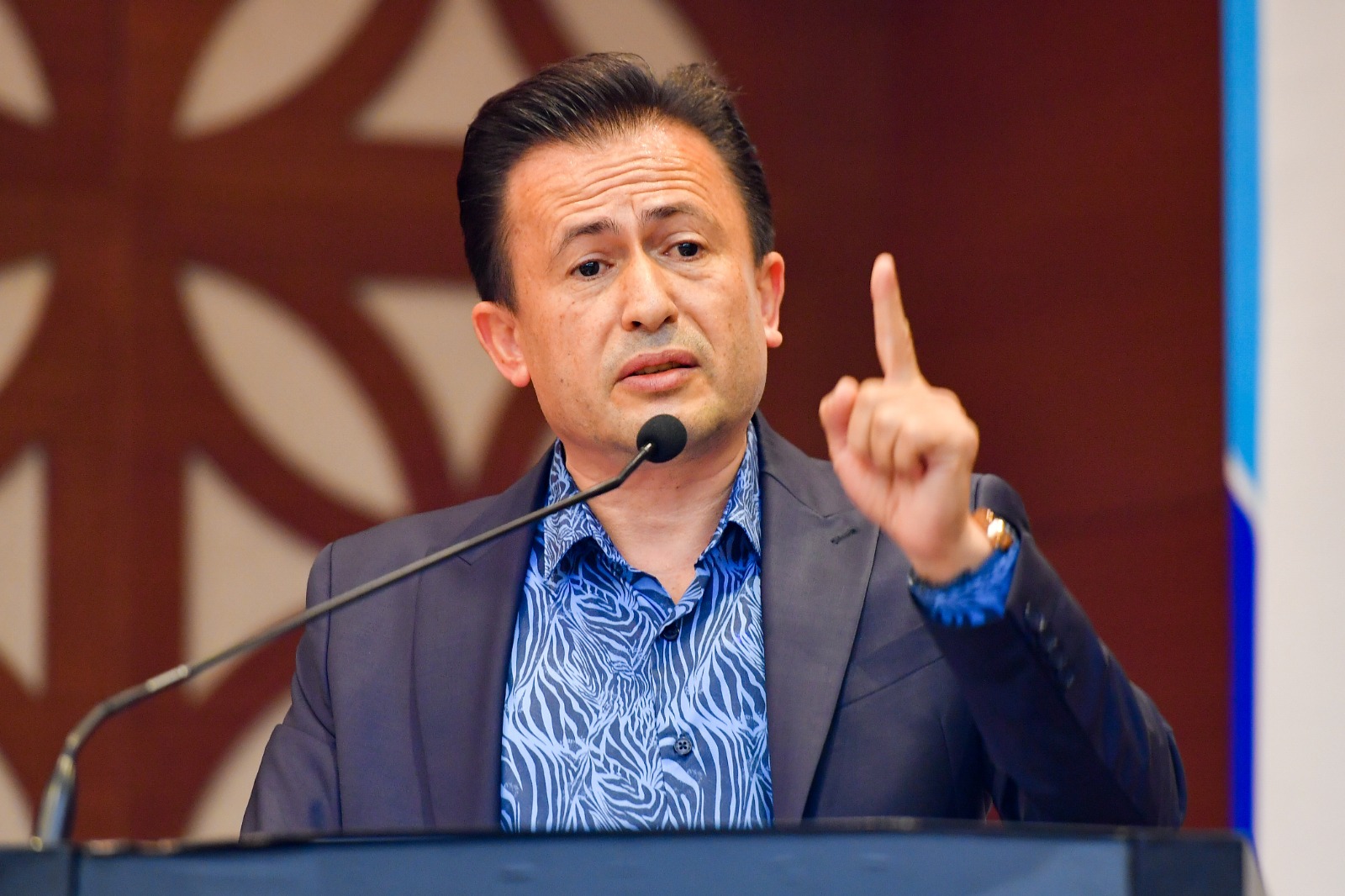 “40 YILLIK BİNALARIN KENTSEL DÖNÜŞÜME GİTMESİNE ‘RED’ OYU VERDİLER”