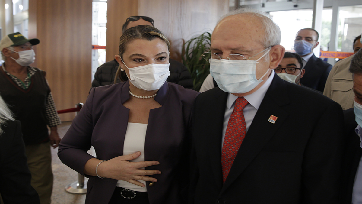 CHP GENEL BAŞKANI KILIÇDAROĞLU BAŞKAN BÖCEK’İ HASTANEDE ZİYARET ETTİ