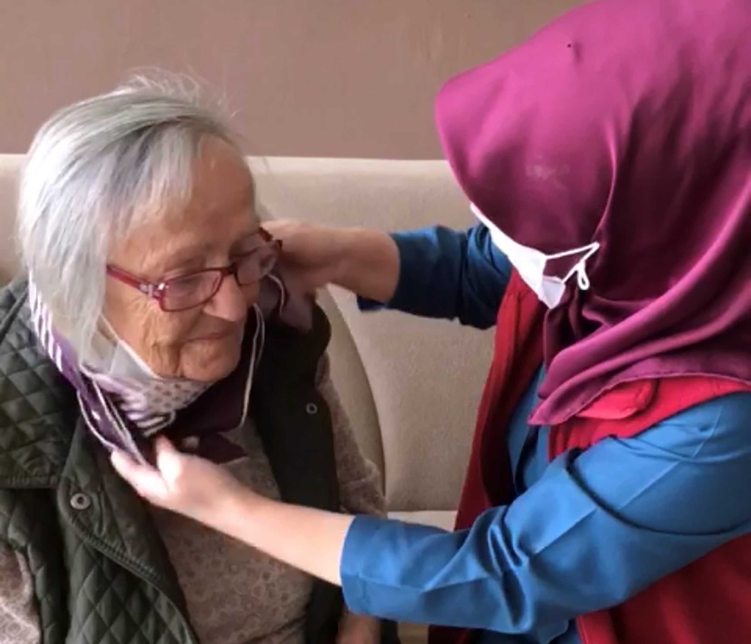 İBB, KISITLAMADA HİZMETLERİYLE İSTANBULLULARIN YANINDA