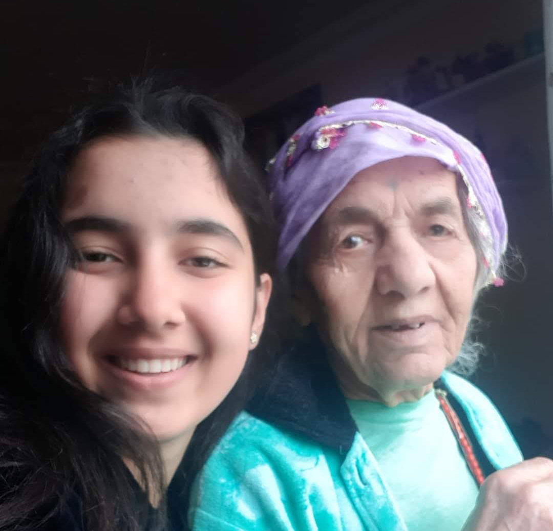 Acarhaberajansı Babaannesini Kaybetti