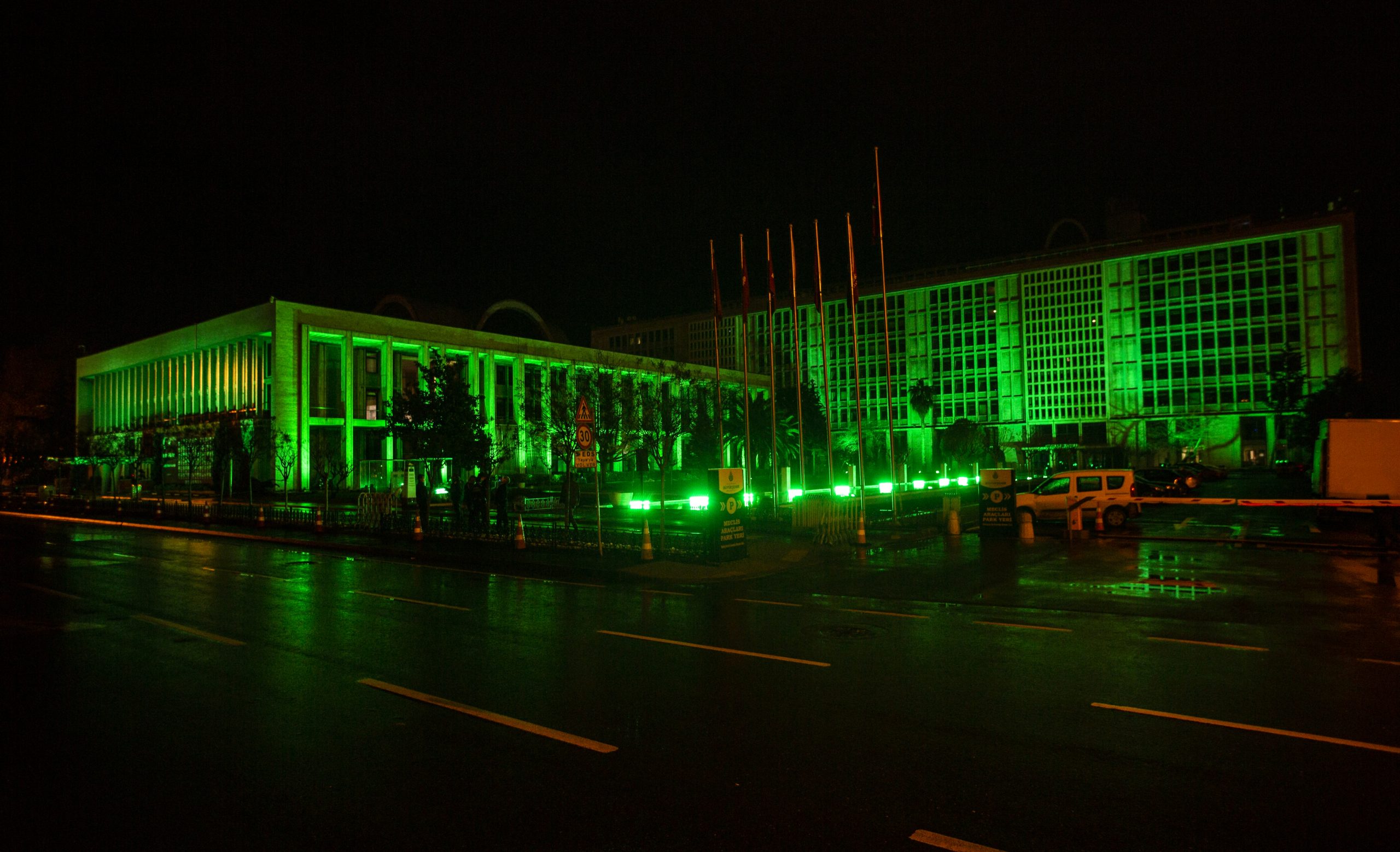 İBB VE 40 MEGA KENTTEN İKLİM KRİZİ UYARISI