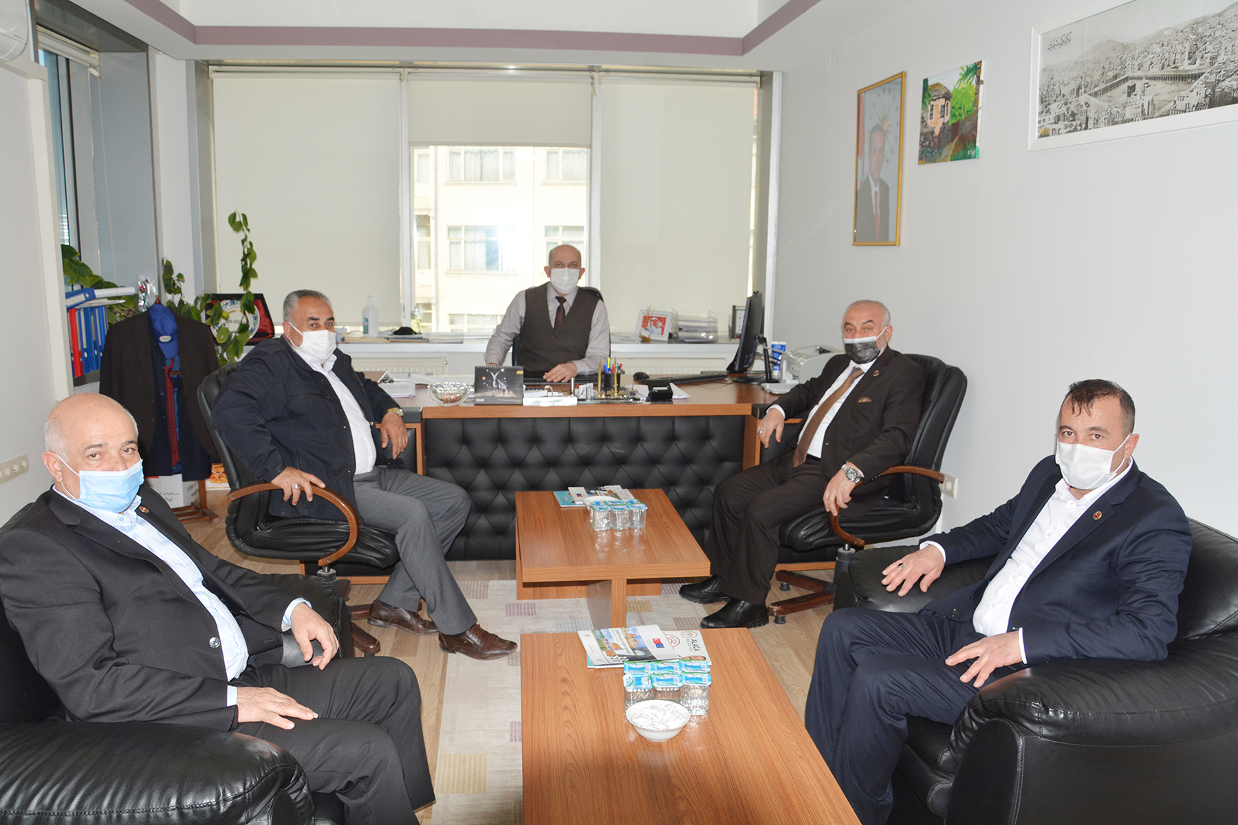 İl Genel Meclis Başkanı Osman Günay’dan Alaca Belediyesi’ne ziyaret