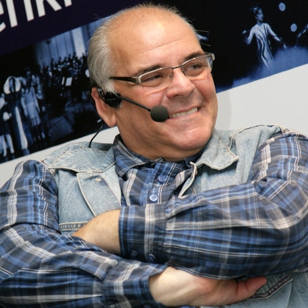 Ünlü tiyatro oyuncusu 62 yaşında hayatını kaybetti