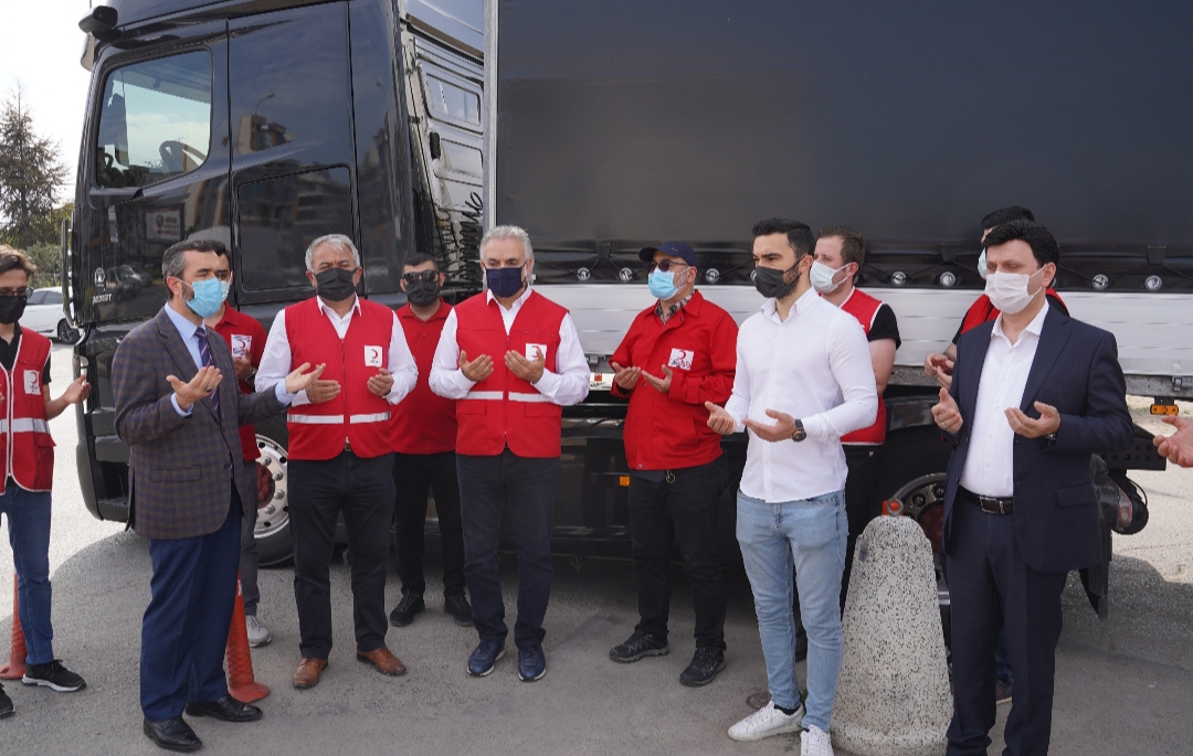 TUZLA’DAN 170’İNCİ YARDIM TIRI CİNDERES’E DOĞRU YOLA ÇIKTI