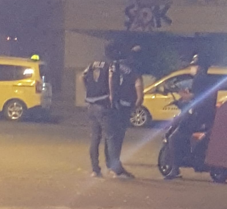 Marmaris polisi ile Beşiktaş taraftarları arasında kovalamaca