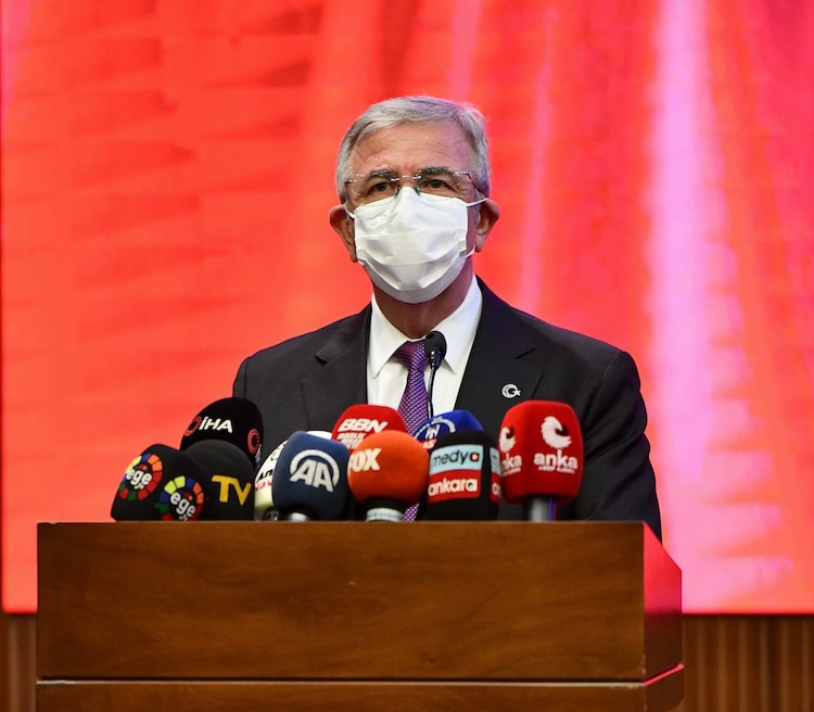 ANKARALILAR 8 YIL SONRA YENİ OTOBÜSLERİNE KAVUŞUYOR