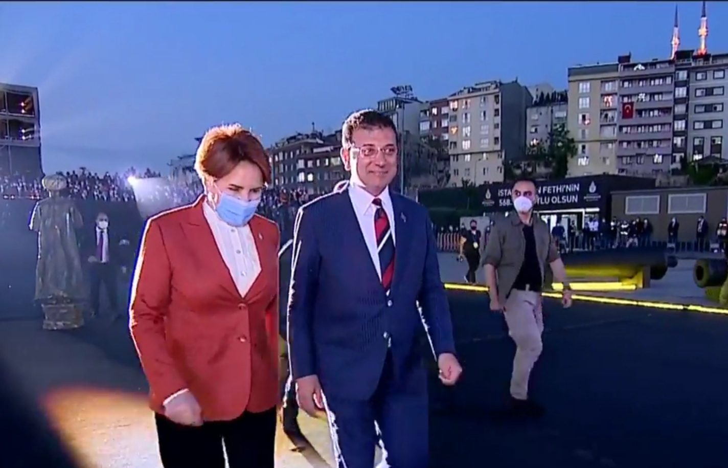 İSTANBUL, FETHİ’Nİ LAYIKIYLA KUTLADI