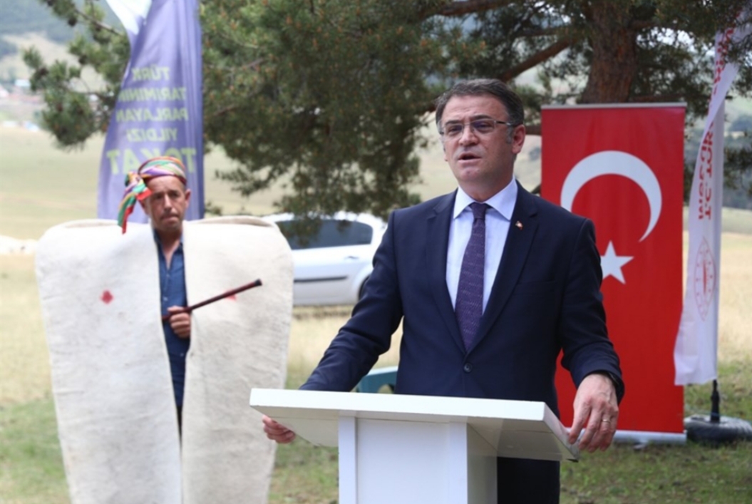 Tokat’ta Türkiye’ye Model Olan Projede 50 Bininci Koyun Yetiştiriciye Teslim Edildi