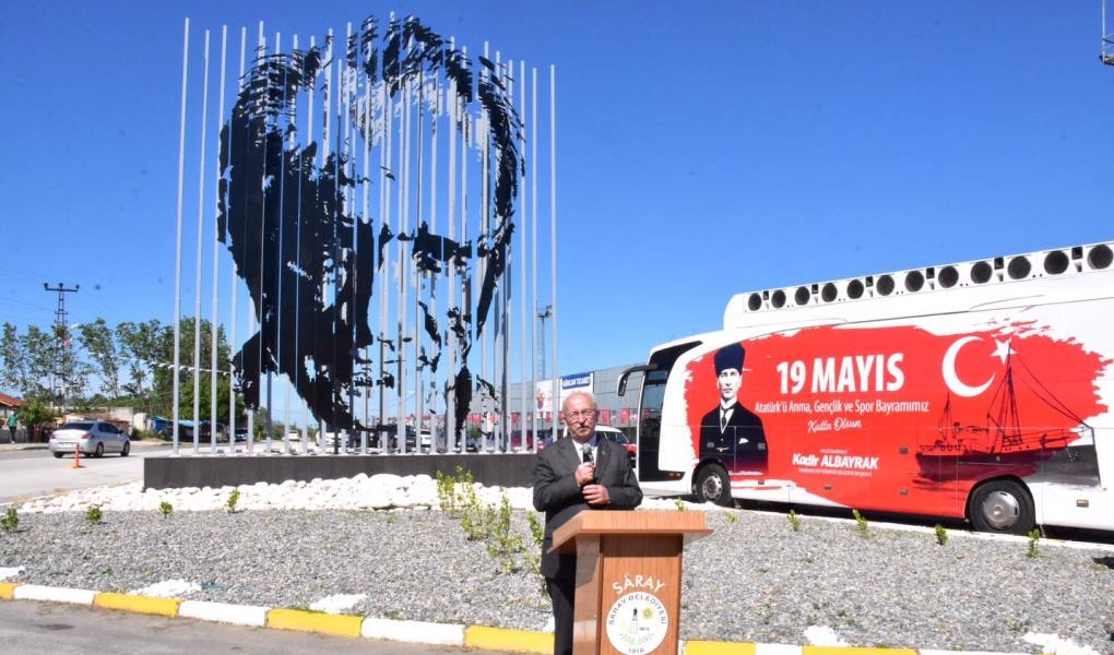 Cumhuriyetin Başkenti Tekirdağ’da 3 boyutlu Atatürk Silüeti’nin açılışı heyecan yarattı