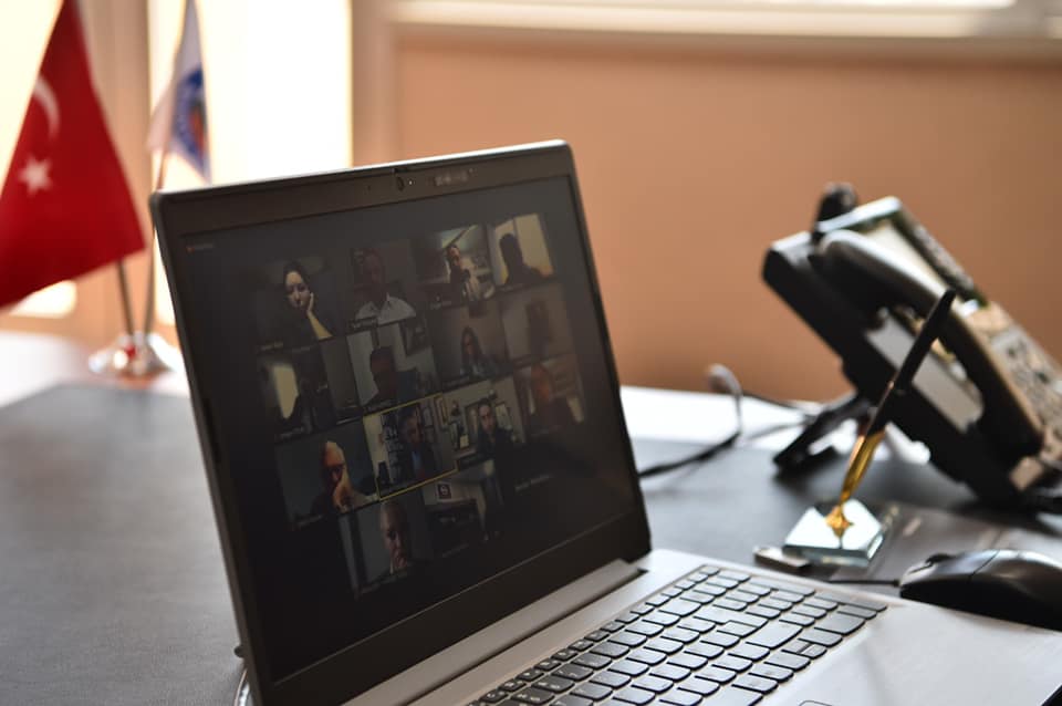 BAŞKAN HANÇERLİ, AVCILARLI İŞ İNSANLARI İLE “YEŞİL MUTABAKAT”I KONUŞTU