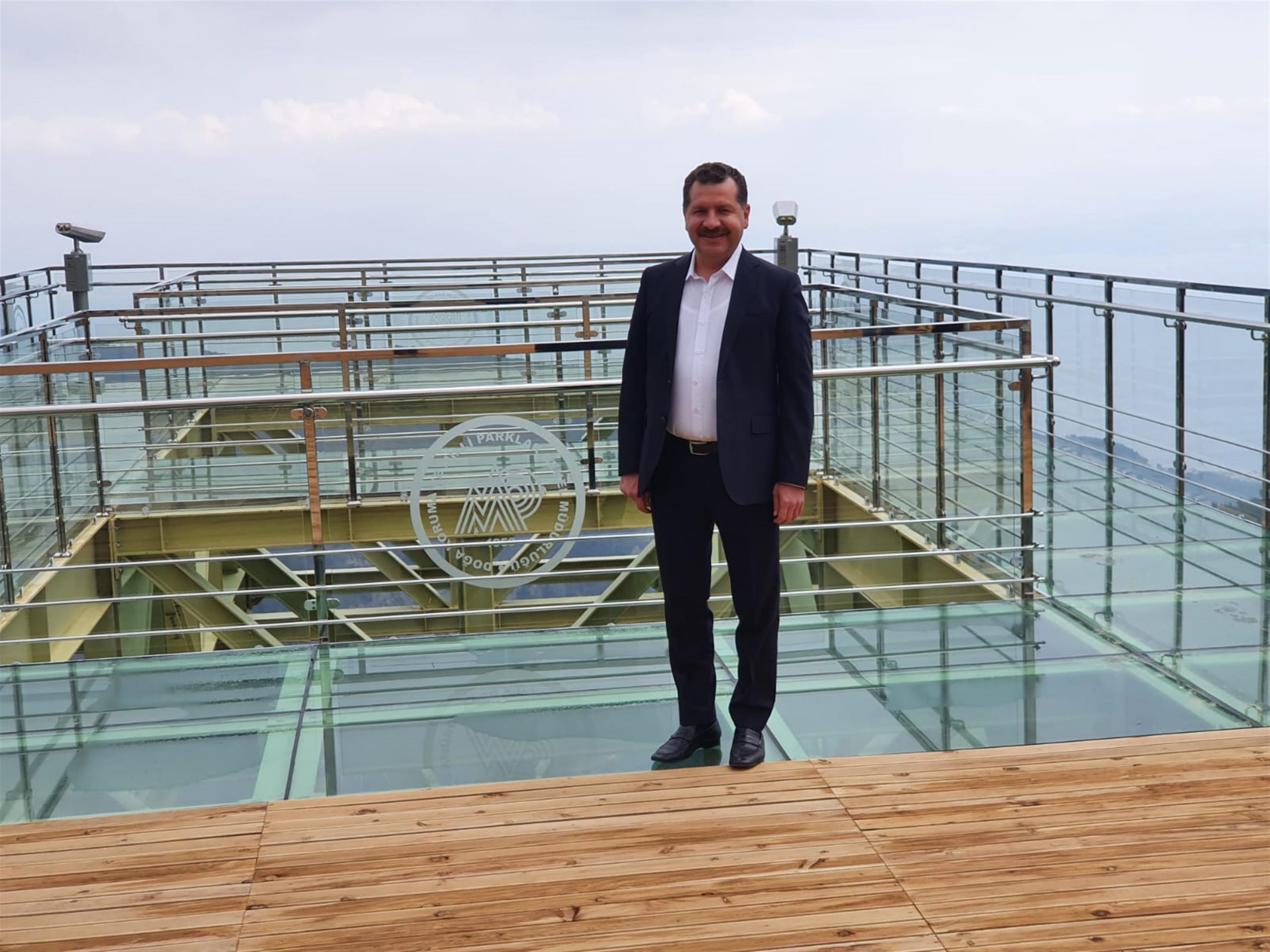 Başkan Yılmaz müjdeyi verdi Kazdağları’na Cam Seyir Terası