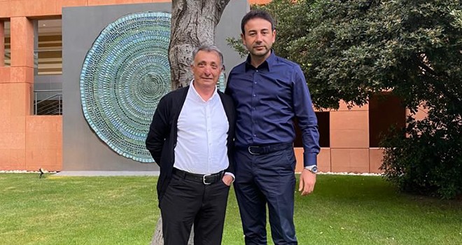 Başkan Akpolat şampiyon Beşiktaş'ı İzmir'de yalnız bırakmadı