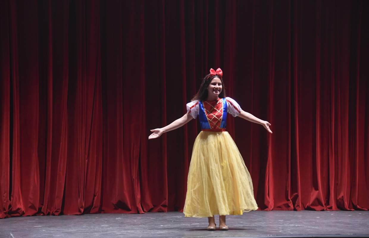 TİYATROCULARDAN BAŞKAN ZEYDAN KARALAR’A TEŞEKKÜR VİDEOSU…