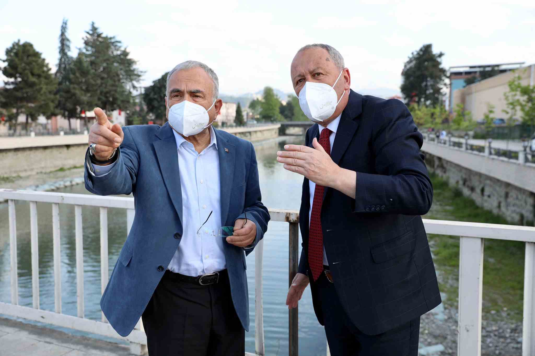 Ordu Büyükşehir Belediye Başkanı Dr. Mehmet Hilmi Güler,projeleri ilgiyle takip ediyor