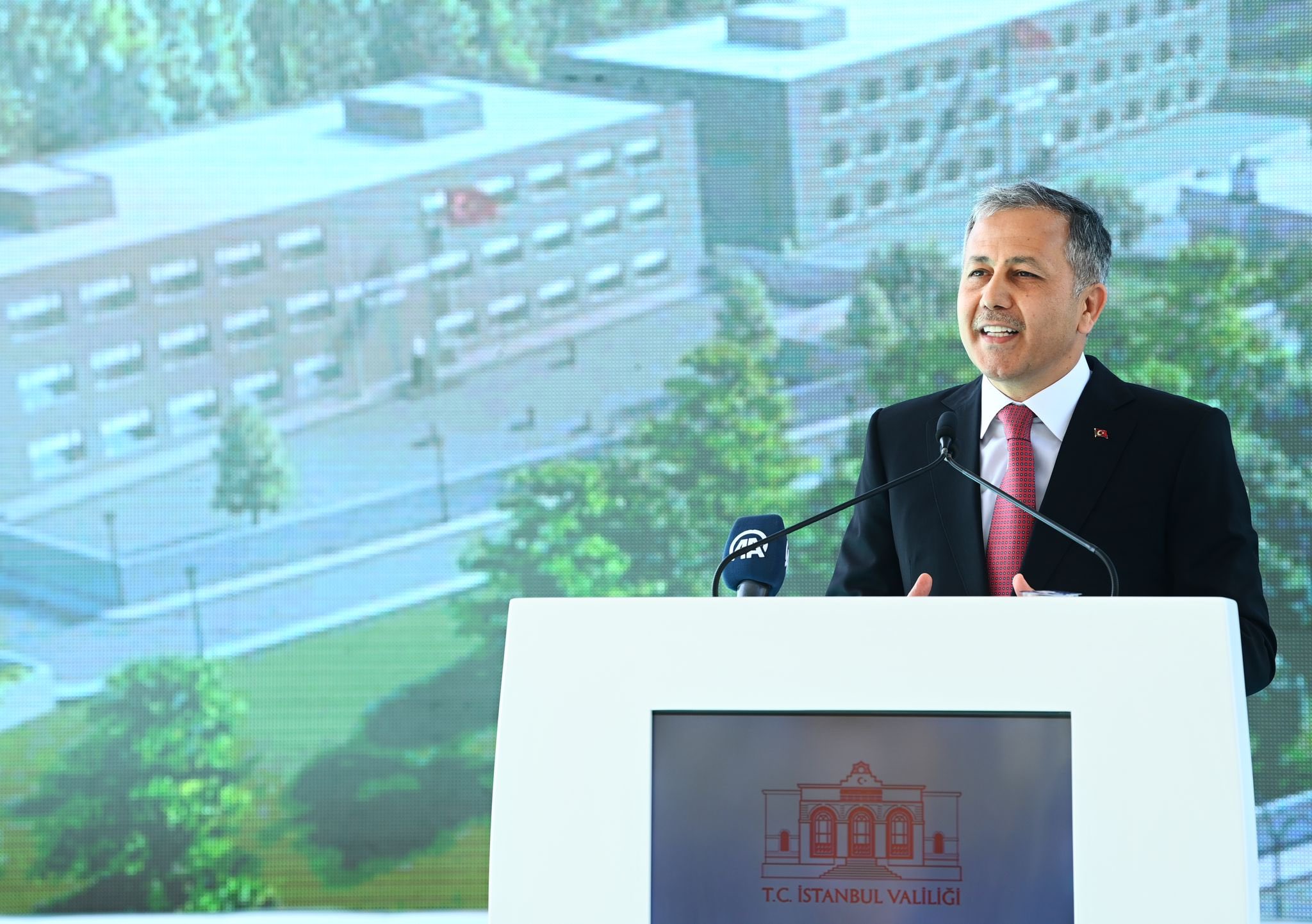 İstanbul Bahçeşehir Demiröz Eğitim ve Yaşam Vadisi Açıldı