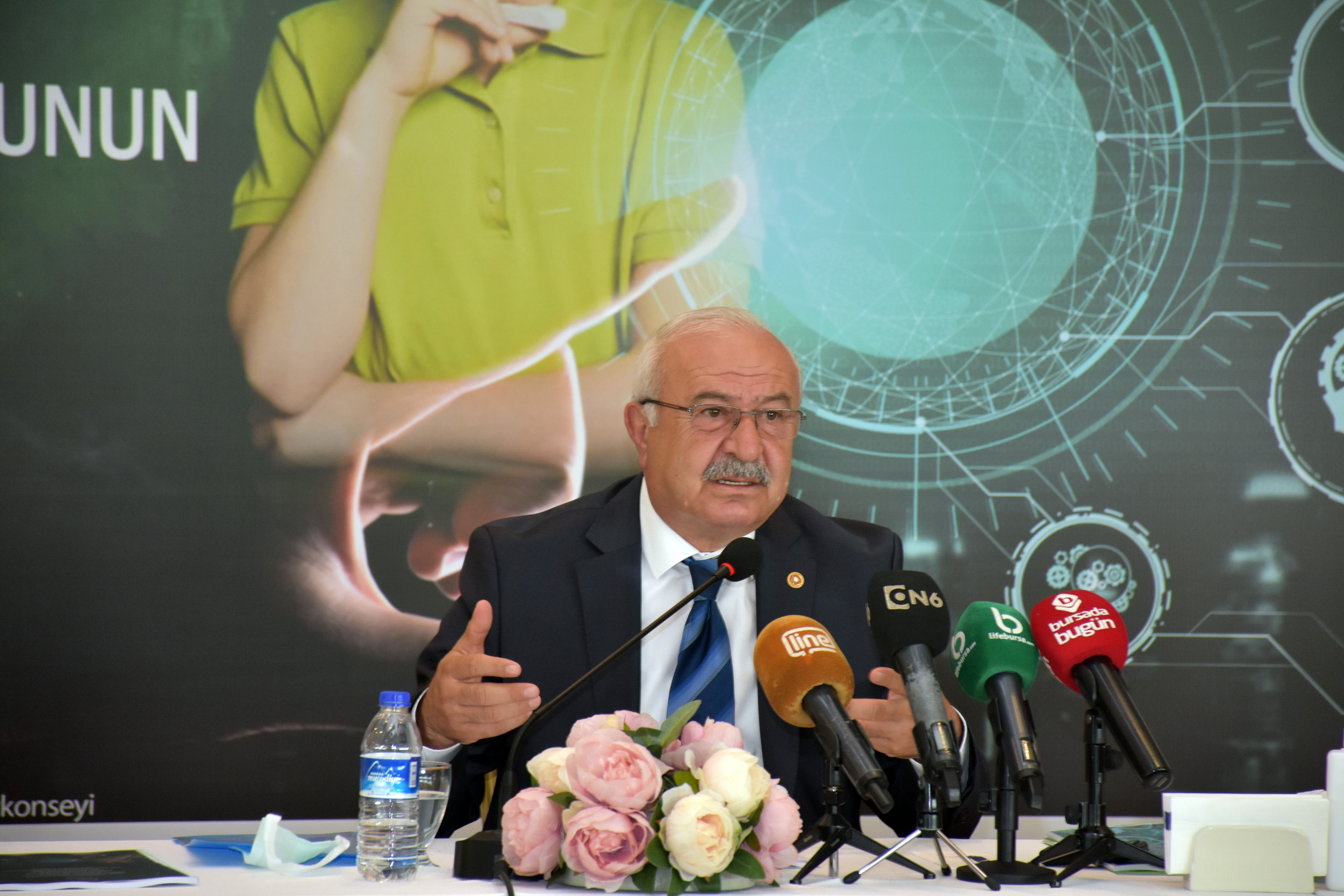 Bursa’da Özel çocuklara tam zamanlı eğitim önerisi