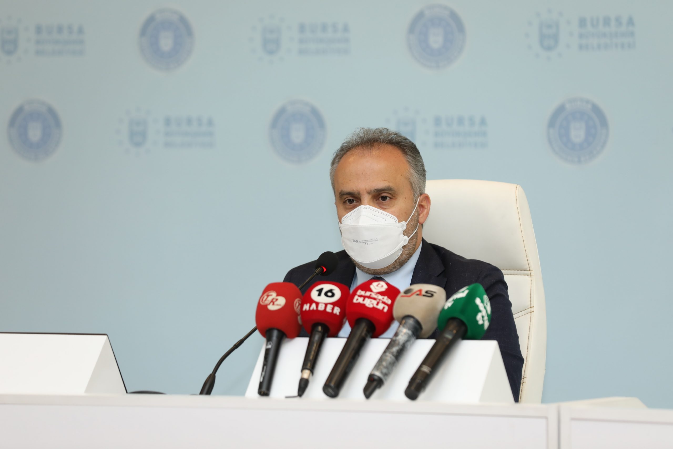 Çevrecilere plaket takdim edildi