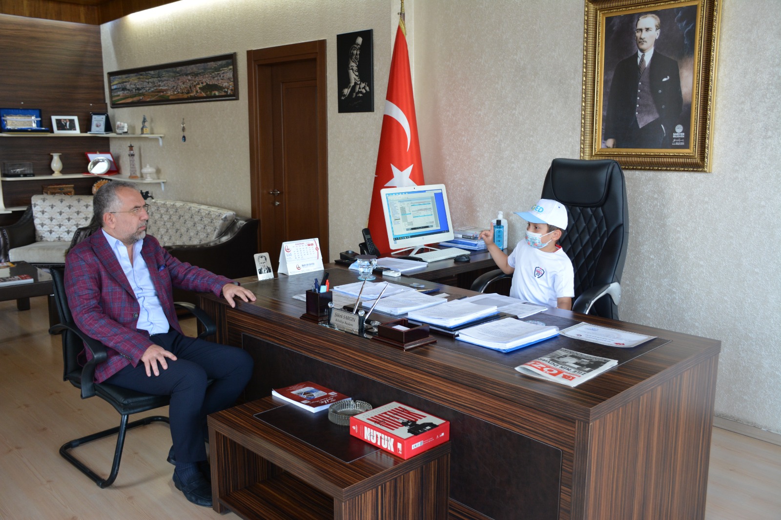 Başkan Sargın, Çevre Günü’nde Mehmet Egemen Kurt’a Teşekkür Belgesi Verdi