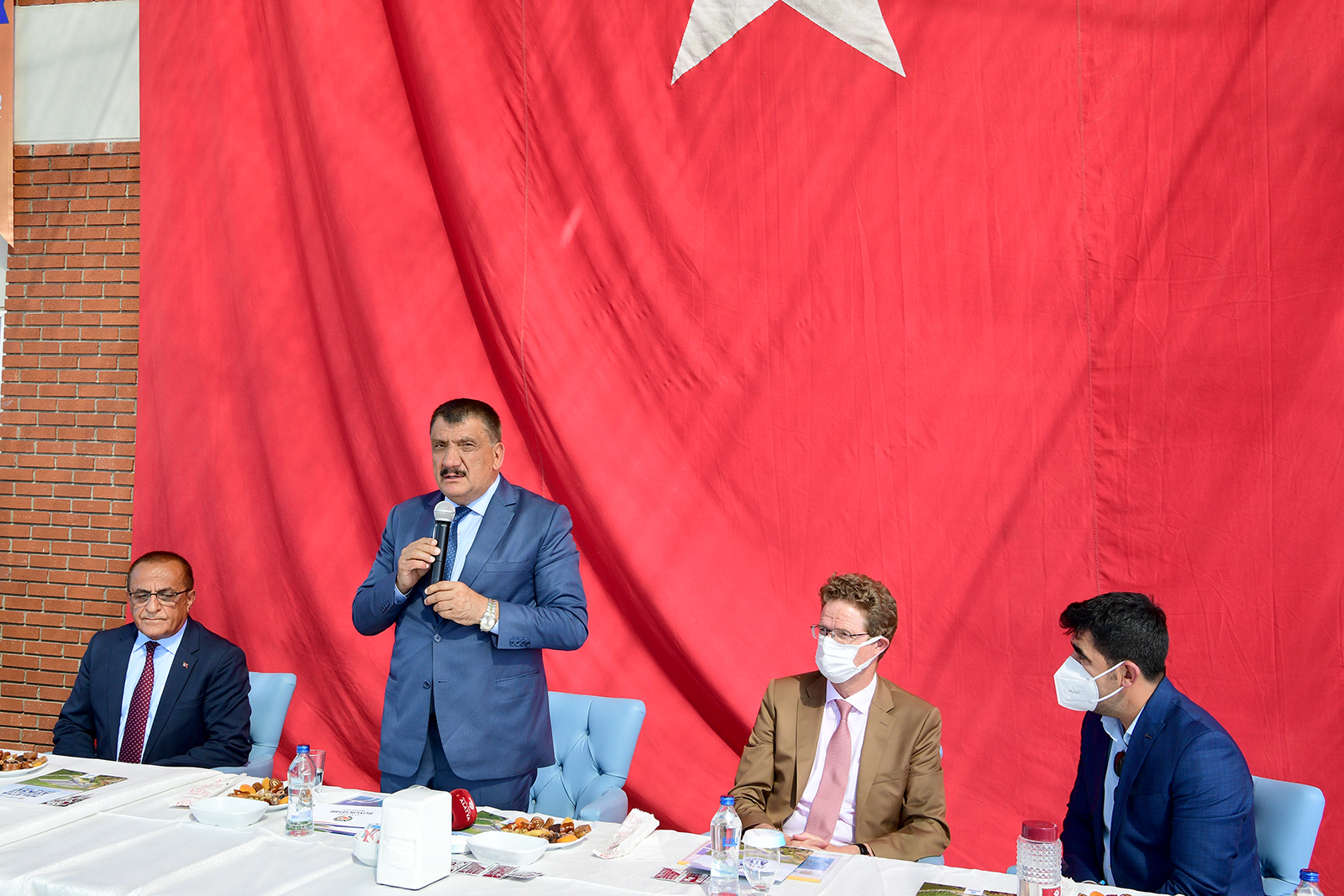 MALATYA GÖZ KAMAŞTIRIYOR