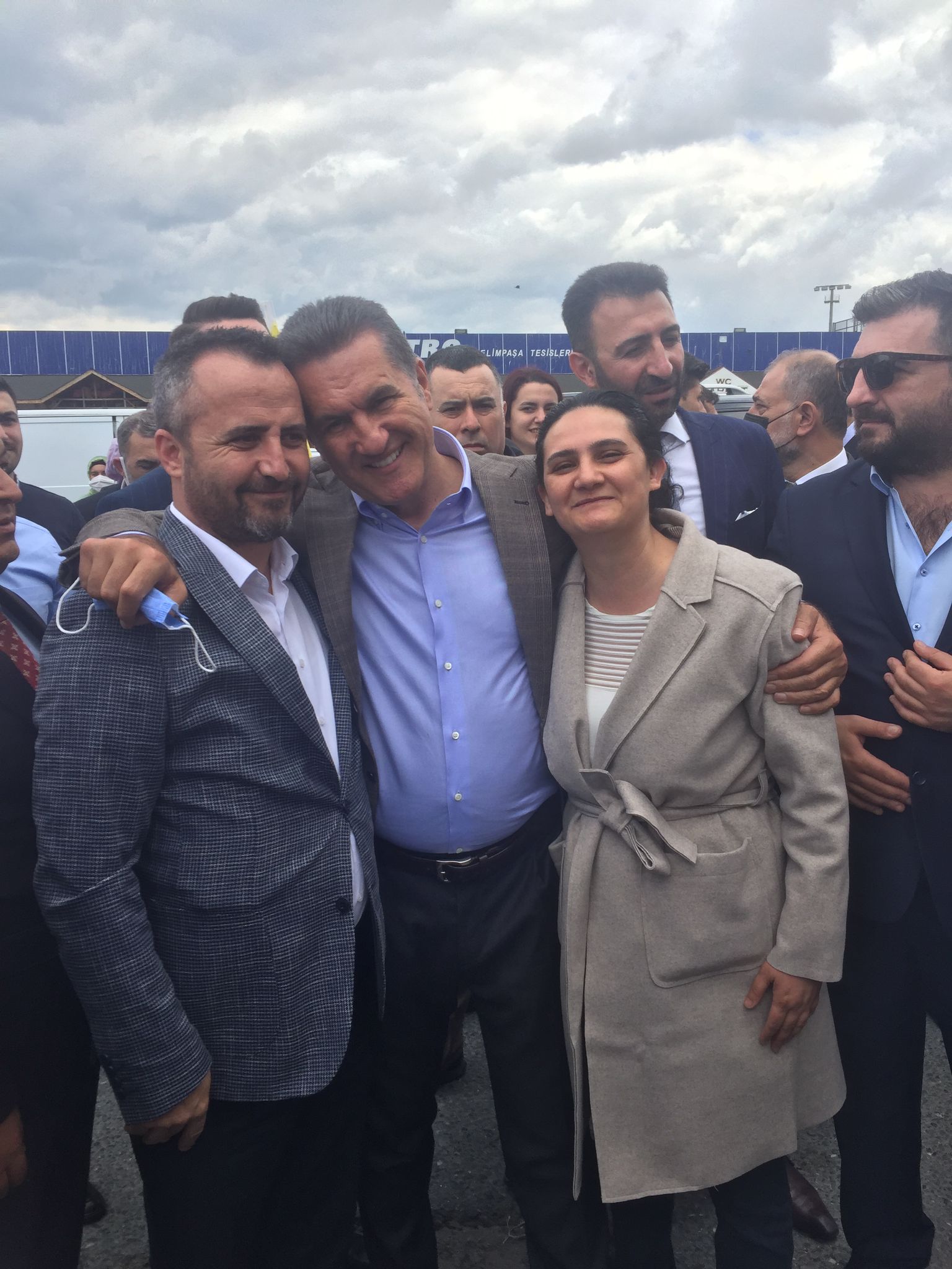 TDP LİDERİ SARIGÜL’Ü DUYGULANDIRAN PANKART