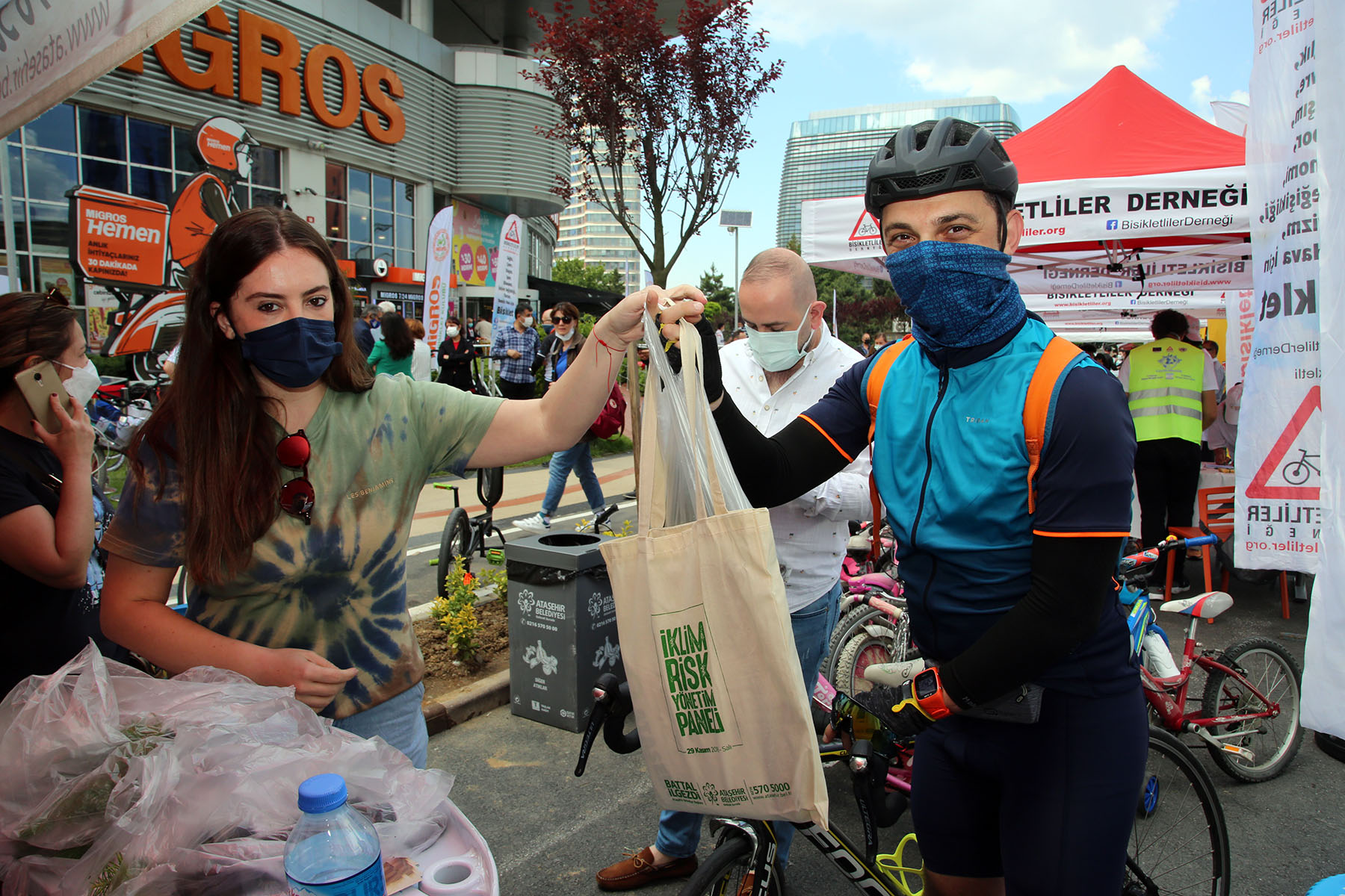 12. ÇEVRE ŞÖLENİ ATAŞEHİR’DE GÖRKEMLİ BİR ŞEKİLDE GERÇEKLEŞTİ