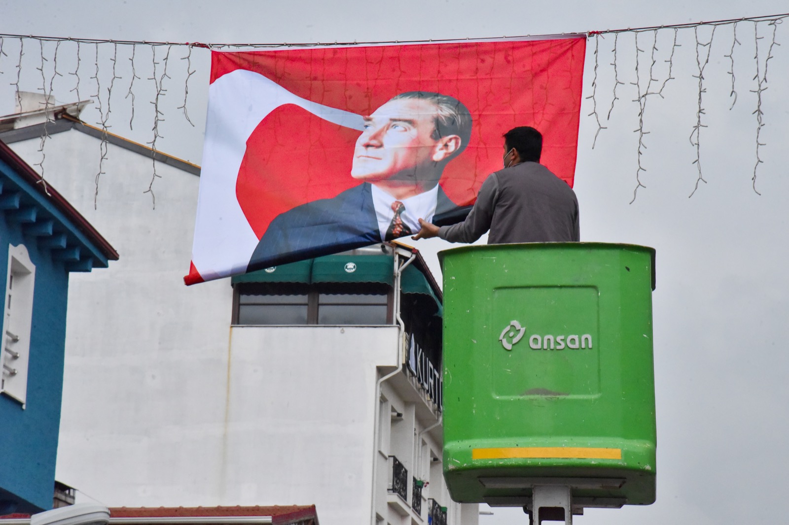 ATATÜRK SEVGİSİ BİLECİK’TE SOKAĞA TAŞTI