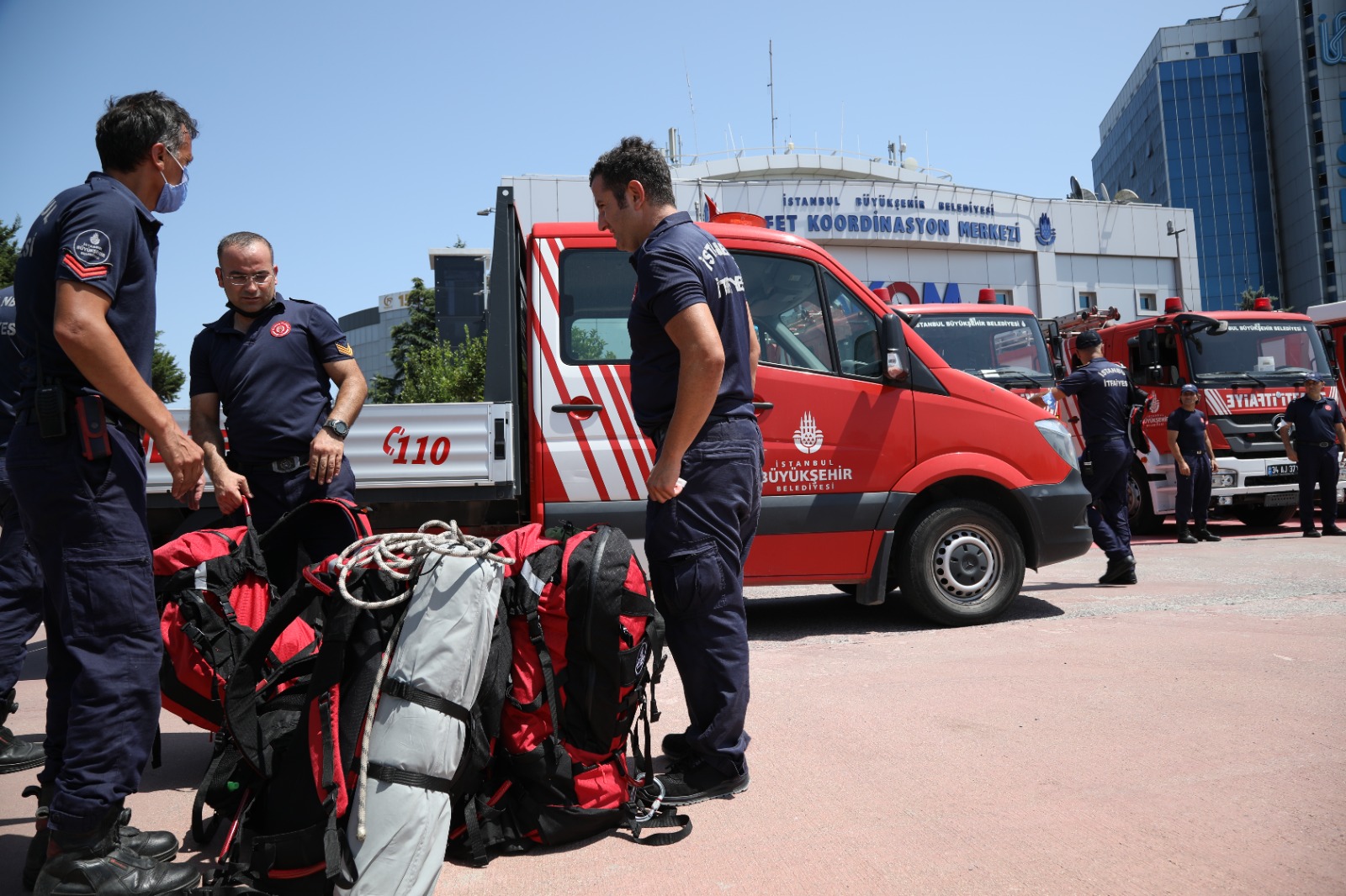 İBB EKİPLERİ MANAVGAT’A HAREKET ETTİ