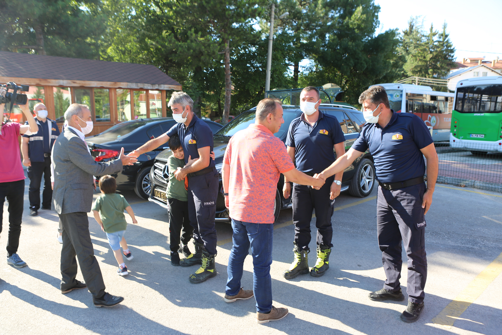 Bozkurt’tan dönen Kahraman itfaiyecileri Başkan Özcan karşıladı