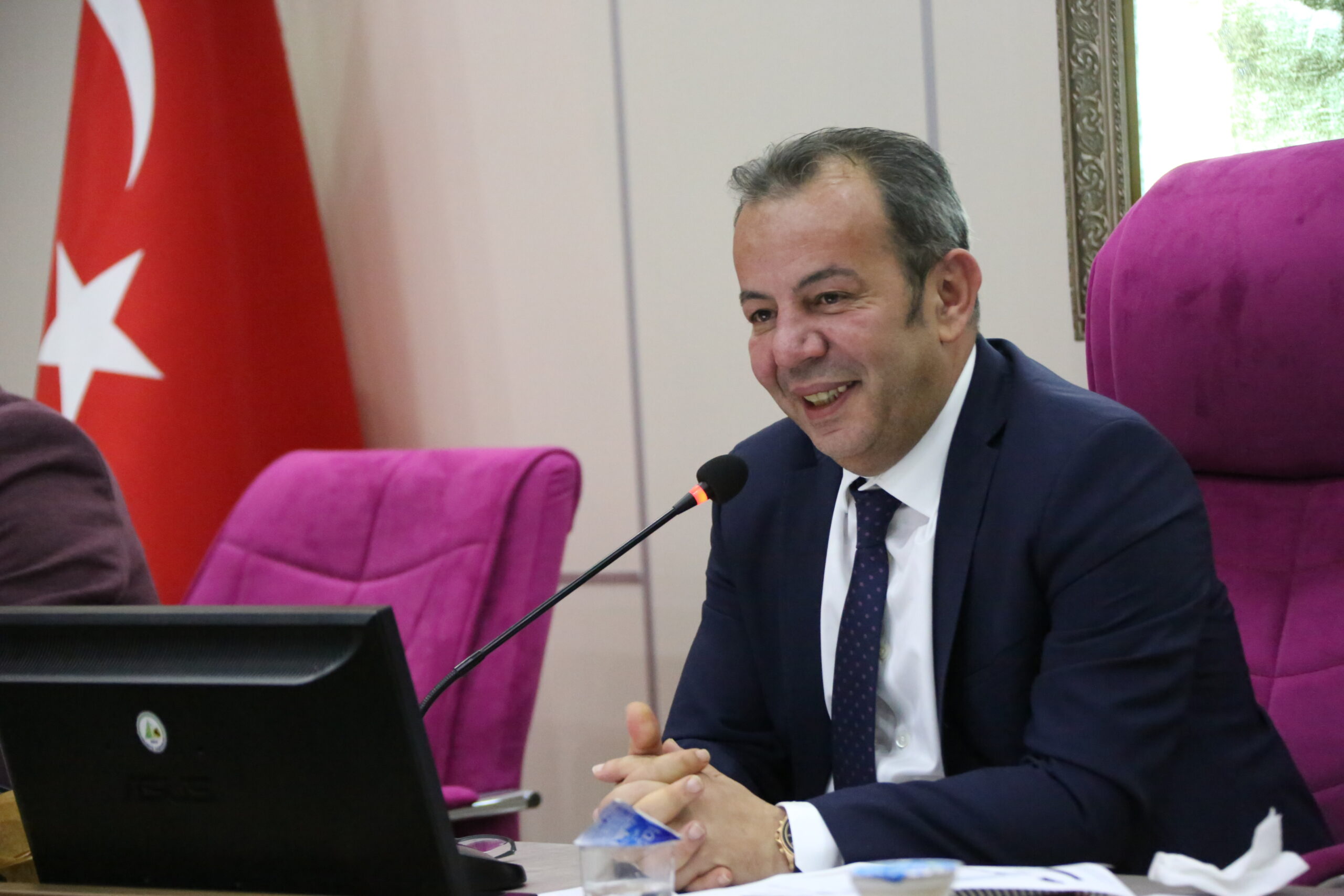 CHP’li Efsane Bolu Belediye Başkanı Tanju Özcan’ın, Bolululara müjdesi sosyal konut projesi oldu.