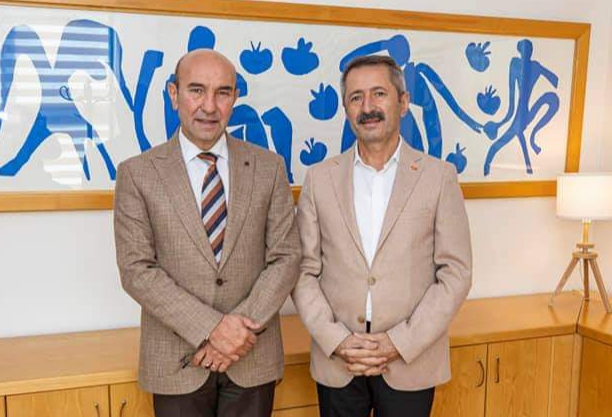 Zile’nin atom karıncası, CHP’li Bozdemir Ege’nin incisi İzmir’de bir dizi temaslarda bulunmak üzere Başkan Soyer’le bir araya geldi