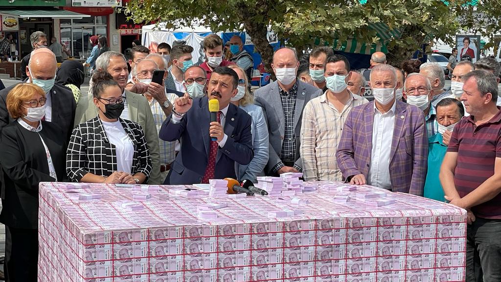 İYİ Parti Emek-Şehir Hastanesi metro hattı ihalesinin peşini bırakmıyor: