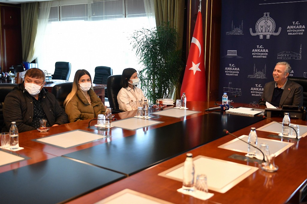 Mansur Başkan Öğrencilere Umut oldu, Büyükşehir Belediyesine ait Şefkat Evleri, kiralanan yurt ve otellere öğrenciler yerleştirilmeye başlandı