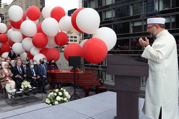 Cumhurbaşkanı Erdoğan, New York’ta yeni Türkevi binasının açılışına katıldı