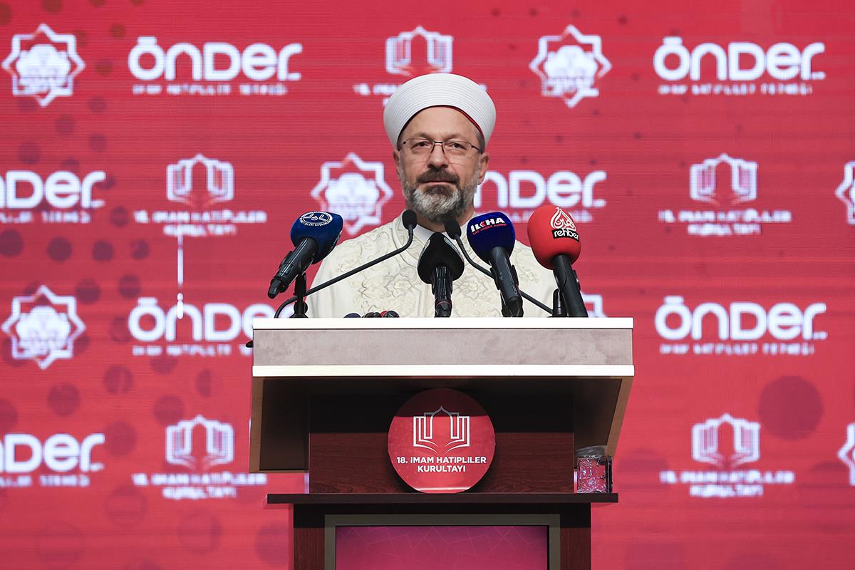 Başkan Erbaş, “Hayat tarzı ne olursa olsun gençlerimizi ihmal etme lüksüne sahip değiliz”