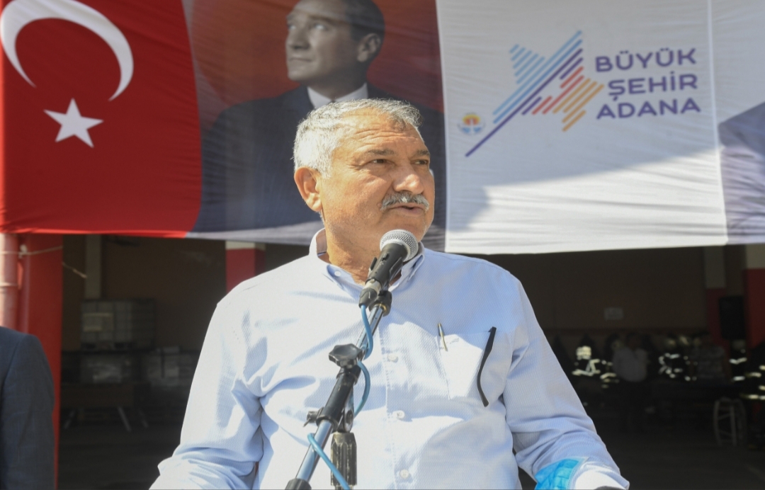 Başkan Karalar, “İtfaiyecilerimiz en kutsal görevi yerine getiriyor, can kurtarıyor.”