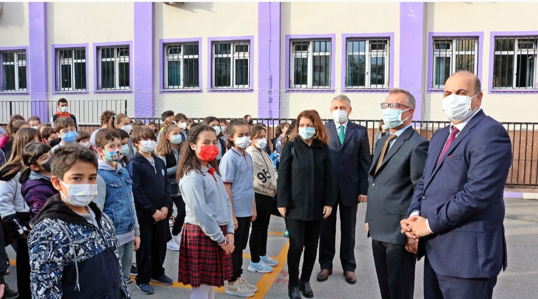 Kaymakam Bahri Tiryaki Bayrak Törenine Katıldı