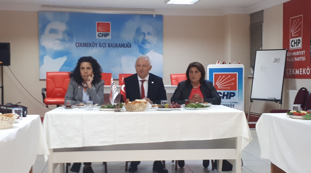 CHP’li Başkan Kızıldaş, yerel basın mensupları onuruna kahvaltı düzenledi