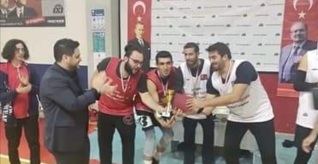 Basketbol tutkunları Prof.Dr.Haydar Baş anısına mücadele etti