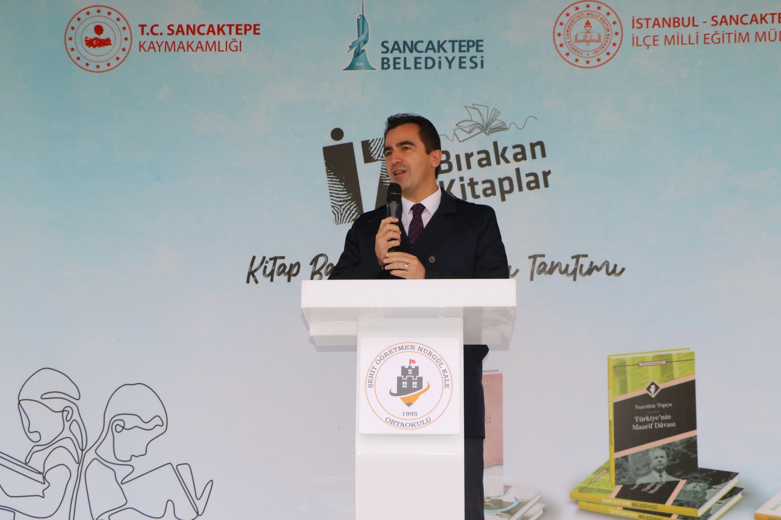 Sancaktepe Kaymakamı Karayaka, “İz Bırakan Kitaplar” Kitap Bağış Kampanyası tanıtım programına katıldı.